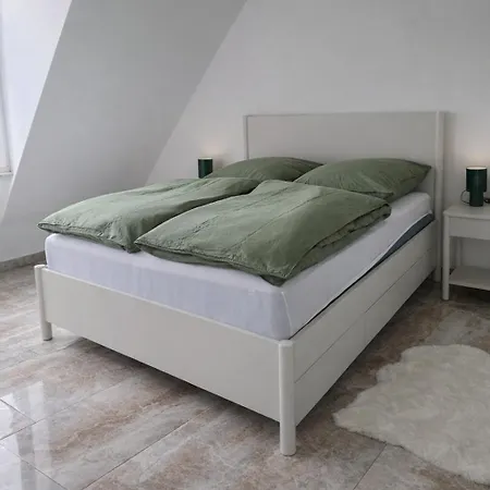 Penthouse Riedstr19 Apartment Ebersbach-Musbach